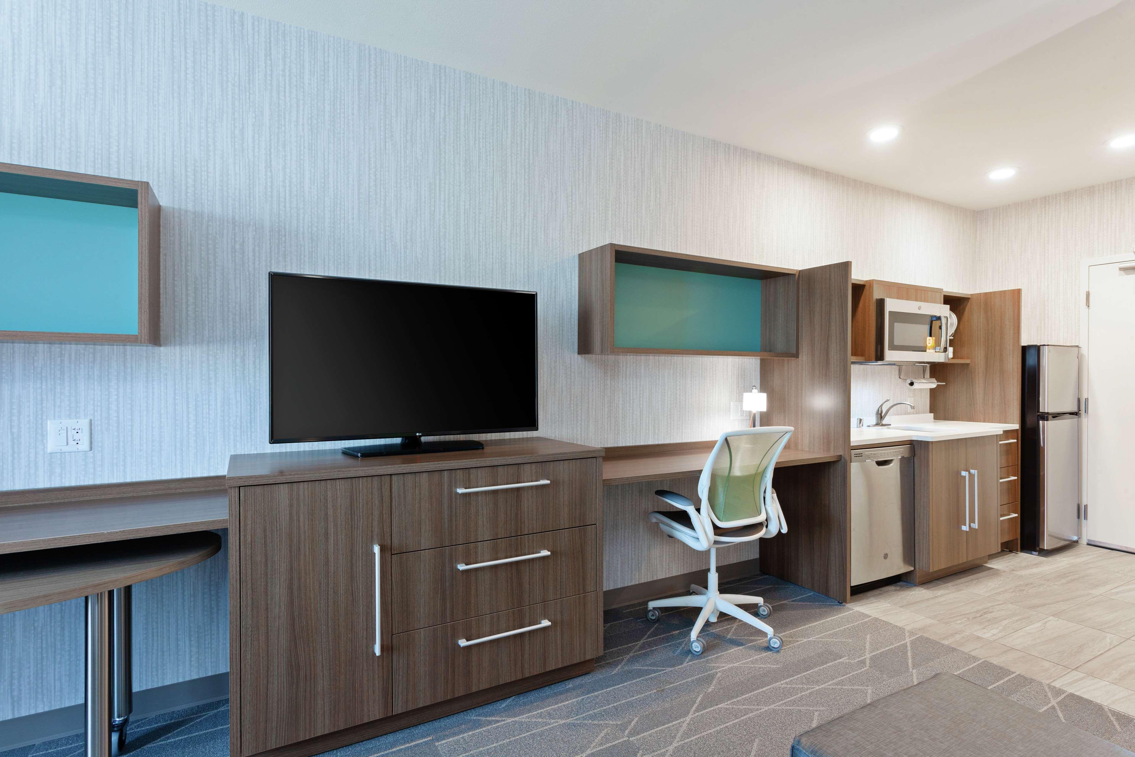 Home2 Suites By Hilton Temecula Exterior photo